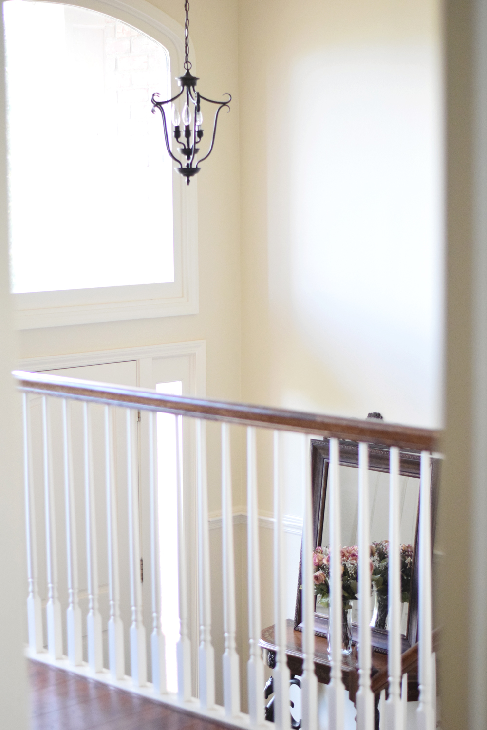 house peeks: our interesting entryway!